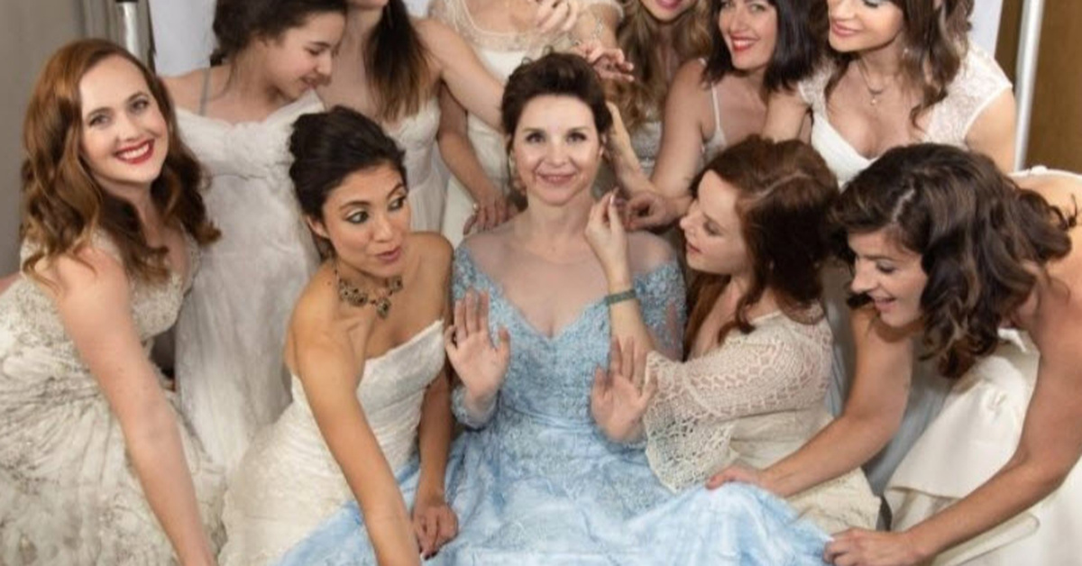 bride telling guests what to wear