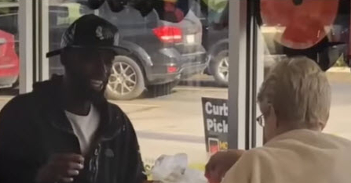 Teacher Snaps Quick Picture At Mcdonald S And Tells Man “you Re Going