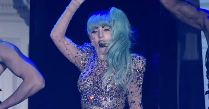 Lady Gaga Gets The Audience On Their Feet With An Energetic Performance