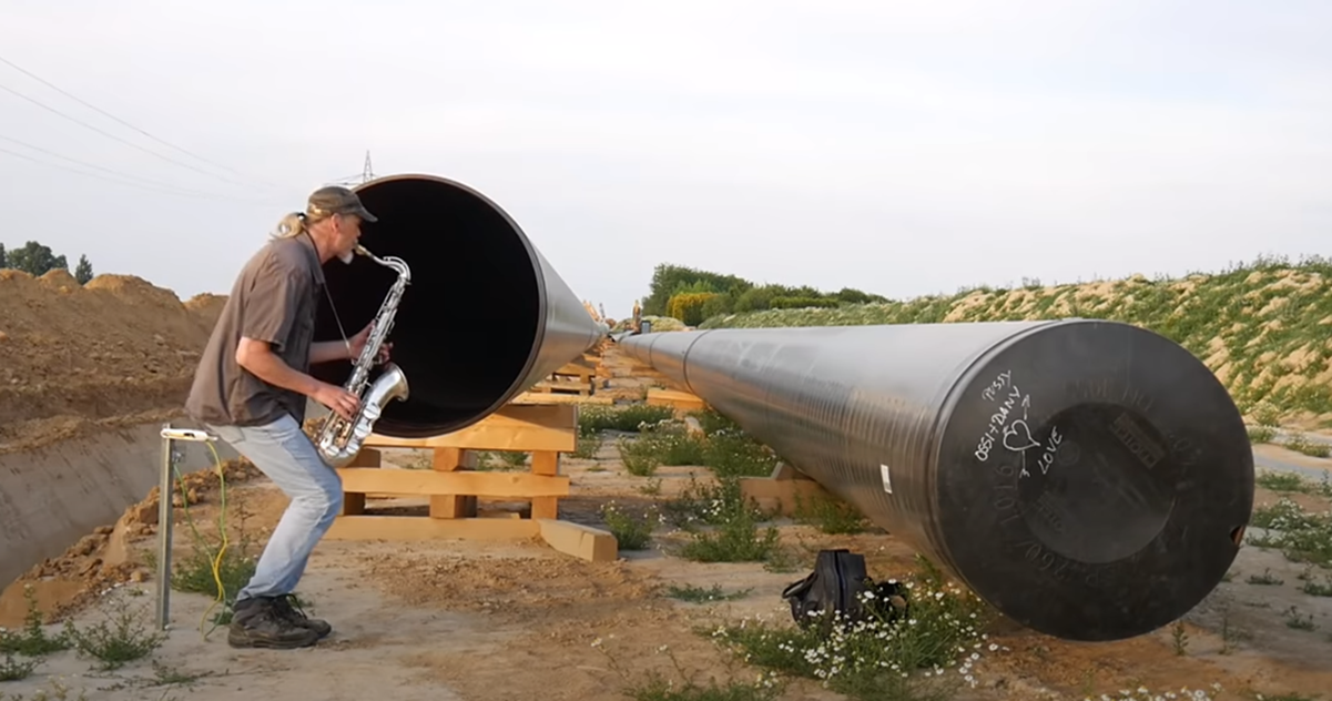 Saxophone Player Sends Music Into Abandoned Pipelines and Magic Happens