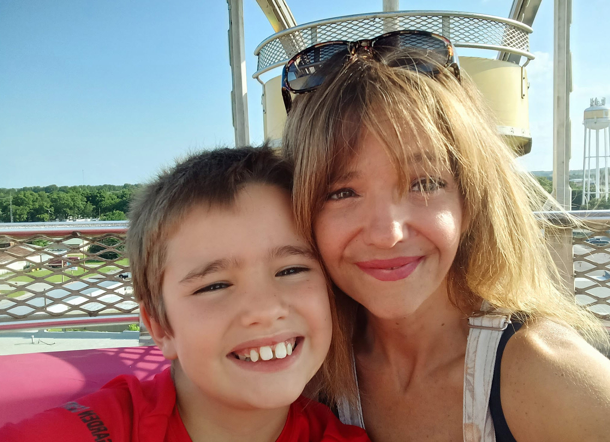 Mom Has Seizure So Her 10 Yr Old Son Jumps Into The Pool To Save Her